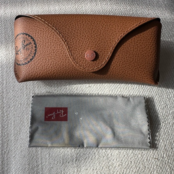 Ray-Ban Blue and Gold Sunglasses - Picture 6 of 6